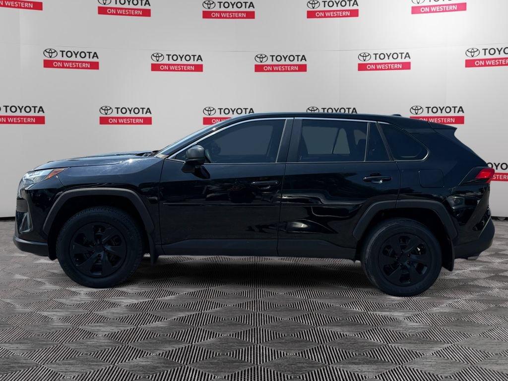 Certified 2023 Toyota RAV4 LE AWD/4WD image 8