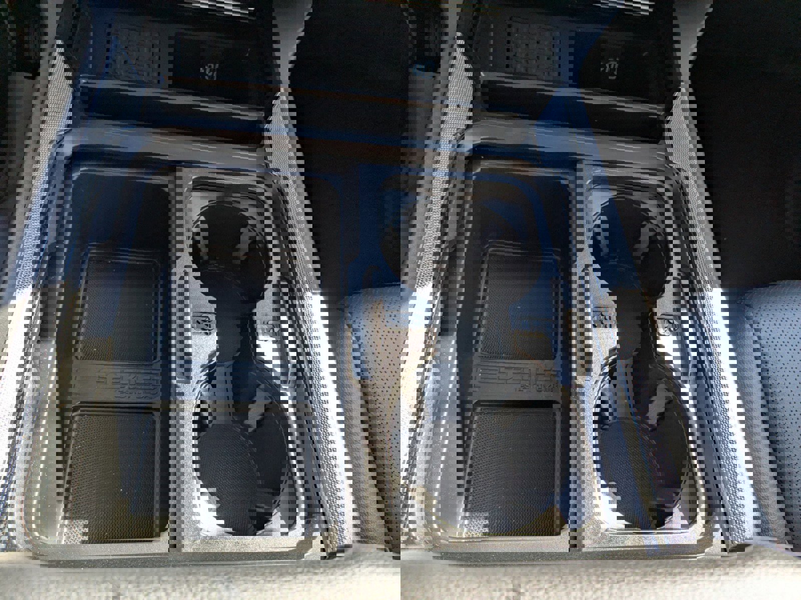 New 2025 Ford F350 Lariat w/ Lariat Ultimate Package image 39