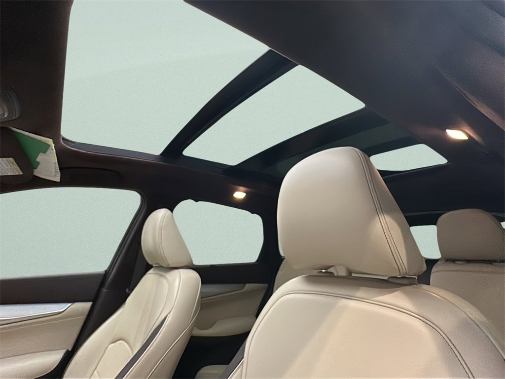 Used 2019 INFINITI QX50 Essential w/ Sensory Package image 12