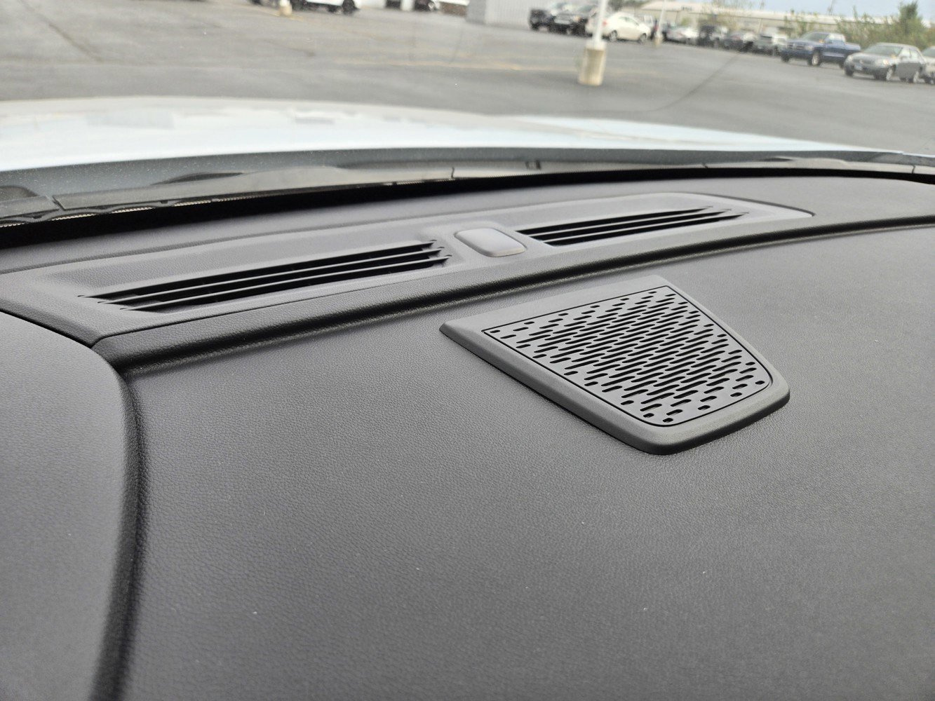 New 2026 Chevrolet Traverse High Country image 5