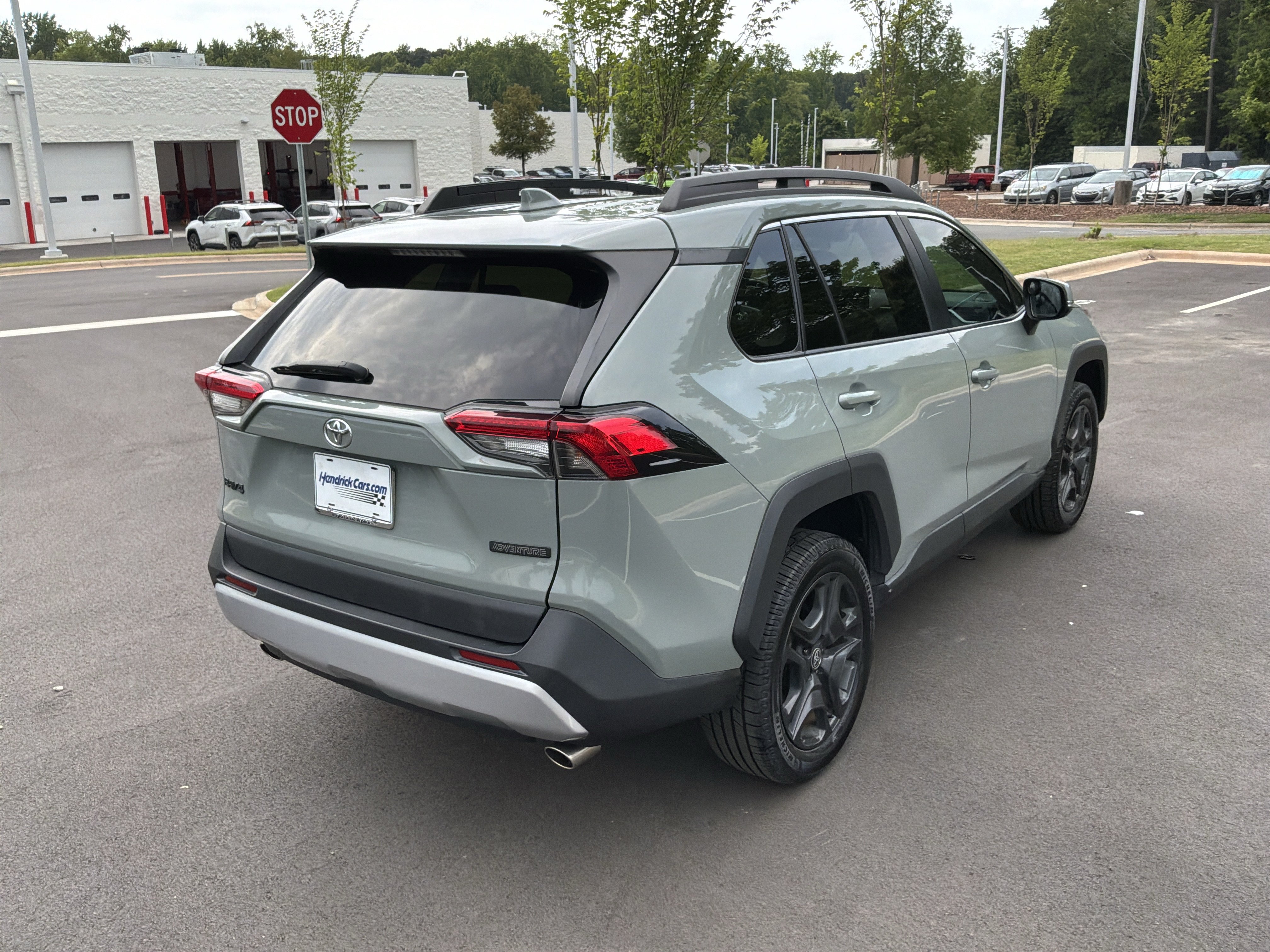 Used 2022 Toyota RAV4 Adventure AWD/4WD image 10