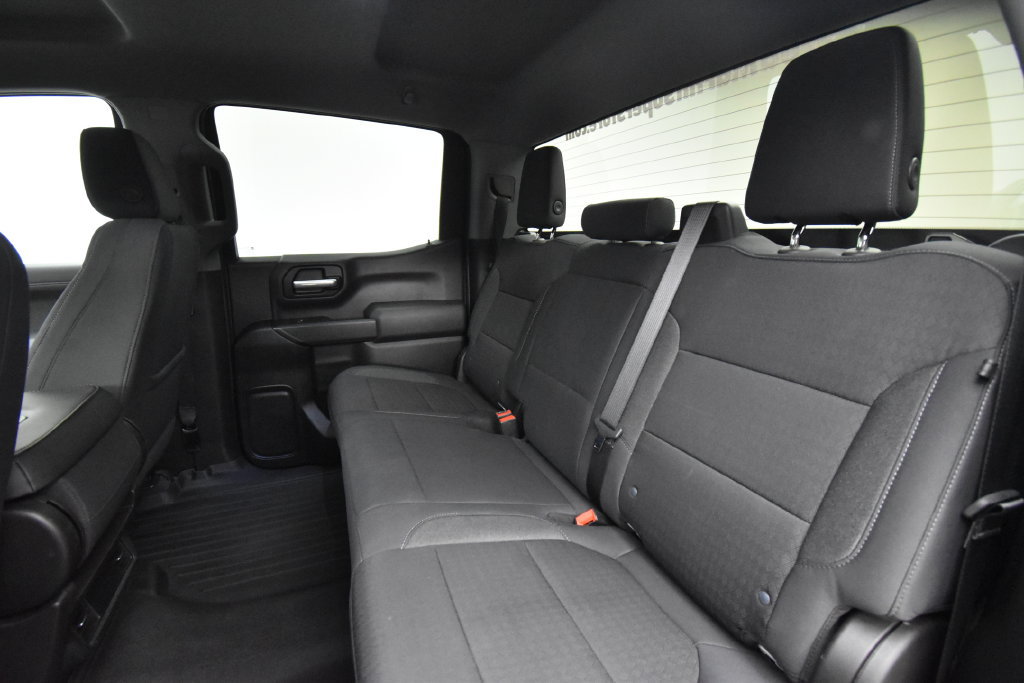 Used 2020 Chevrolet Silverado 1500 LT w/ Fleet Comfort Package AWD/4WD image 16