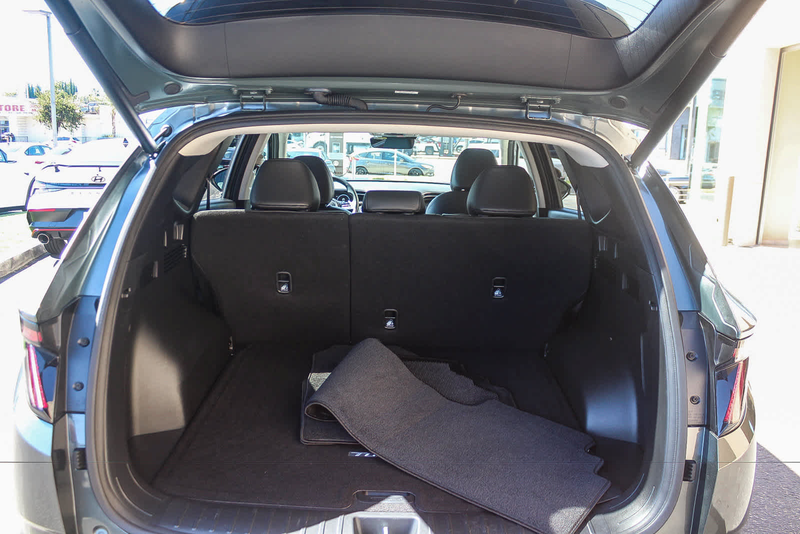 Certified 2023 Hyundai Tucson Limited AWD/4WD image 34
