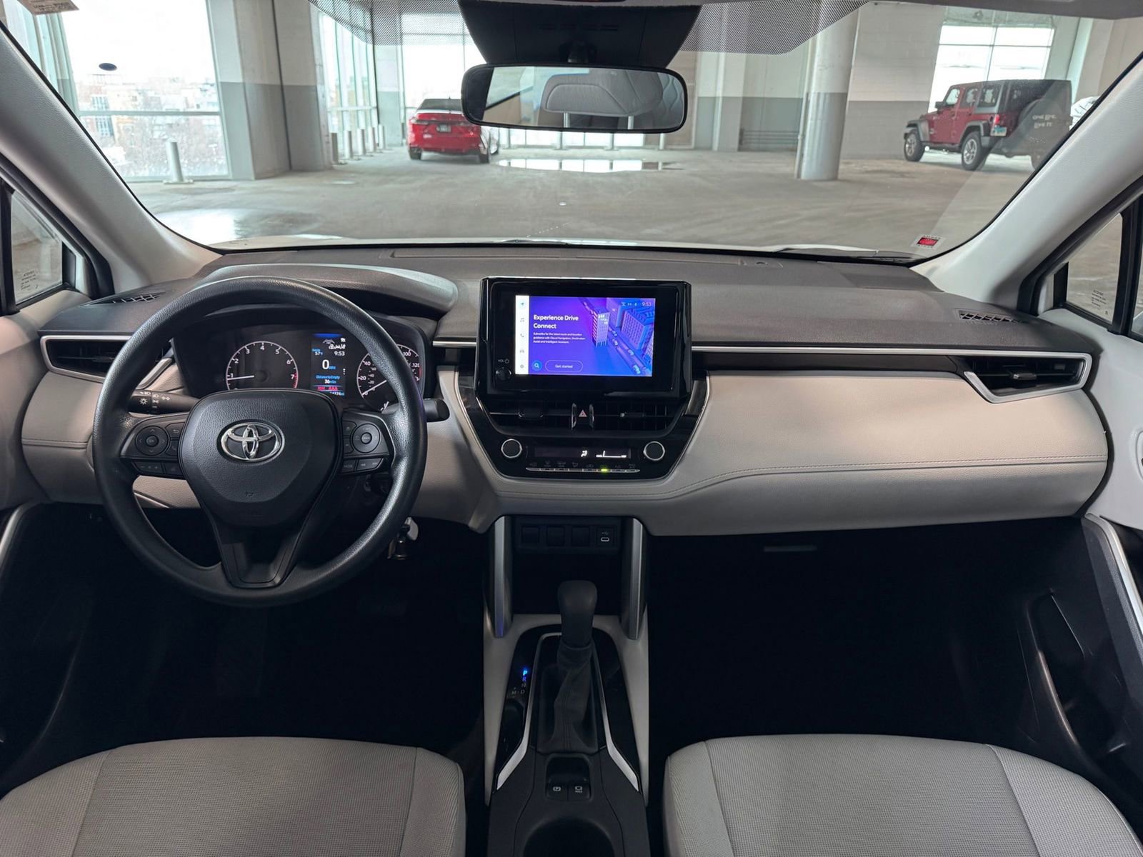 Used 2023 Toyota Corolla Cross L image 34