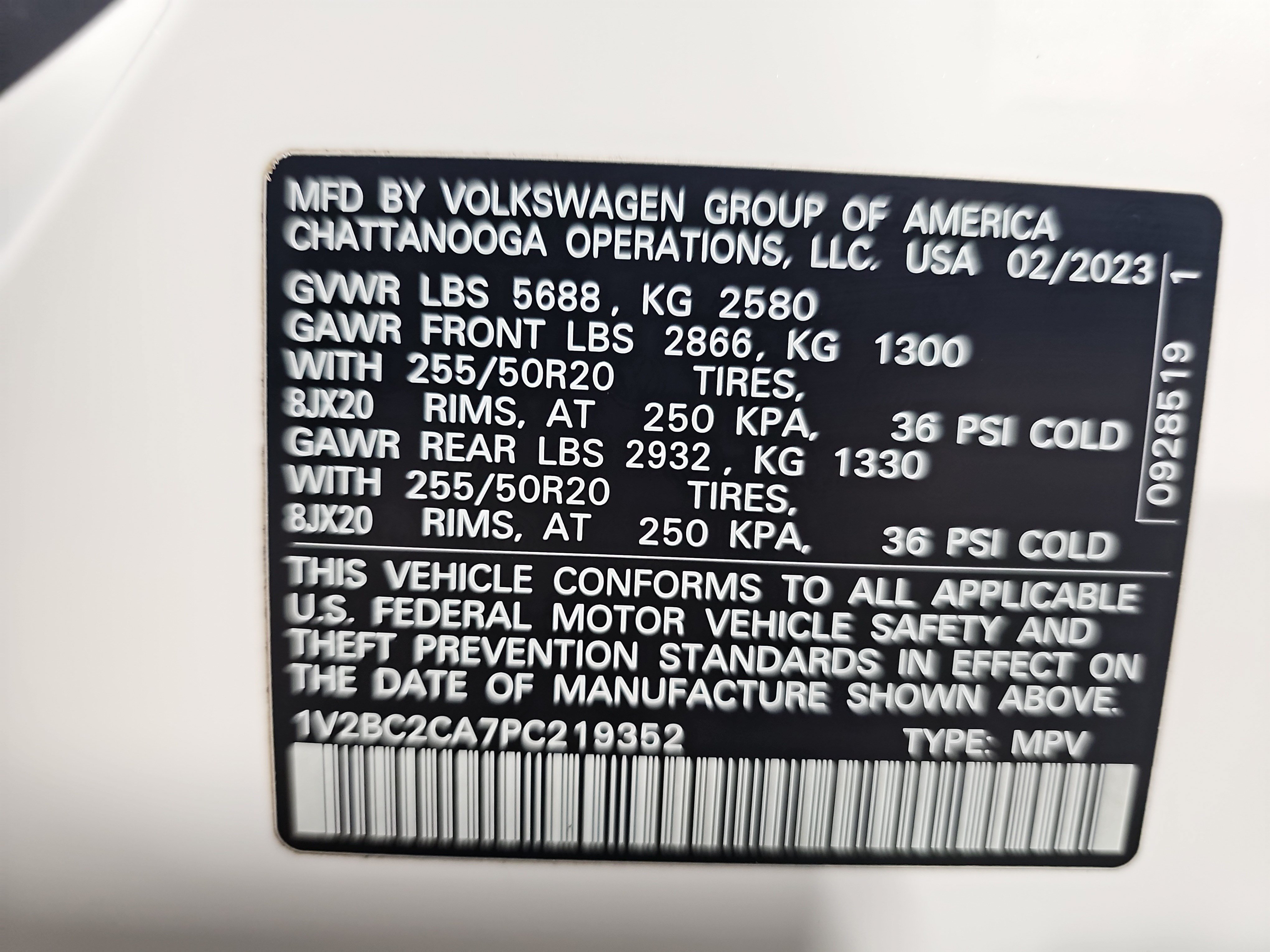 Used 2023 Volkswagen Atlas Cross Sport SEL AWD/4WD image 34