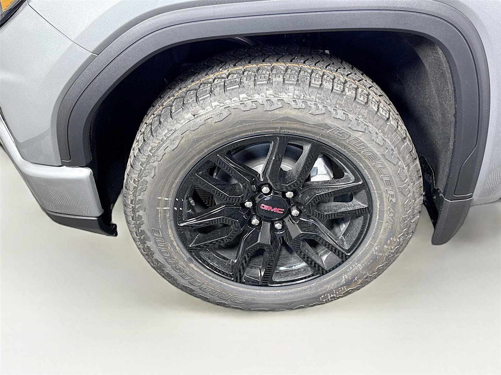 New 2026 GMC Sierra 1500 Elevation image 24