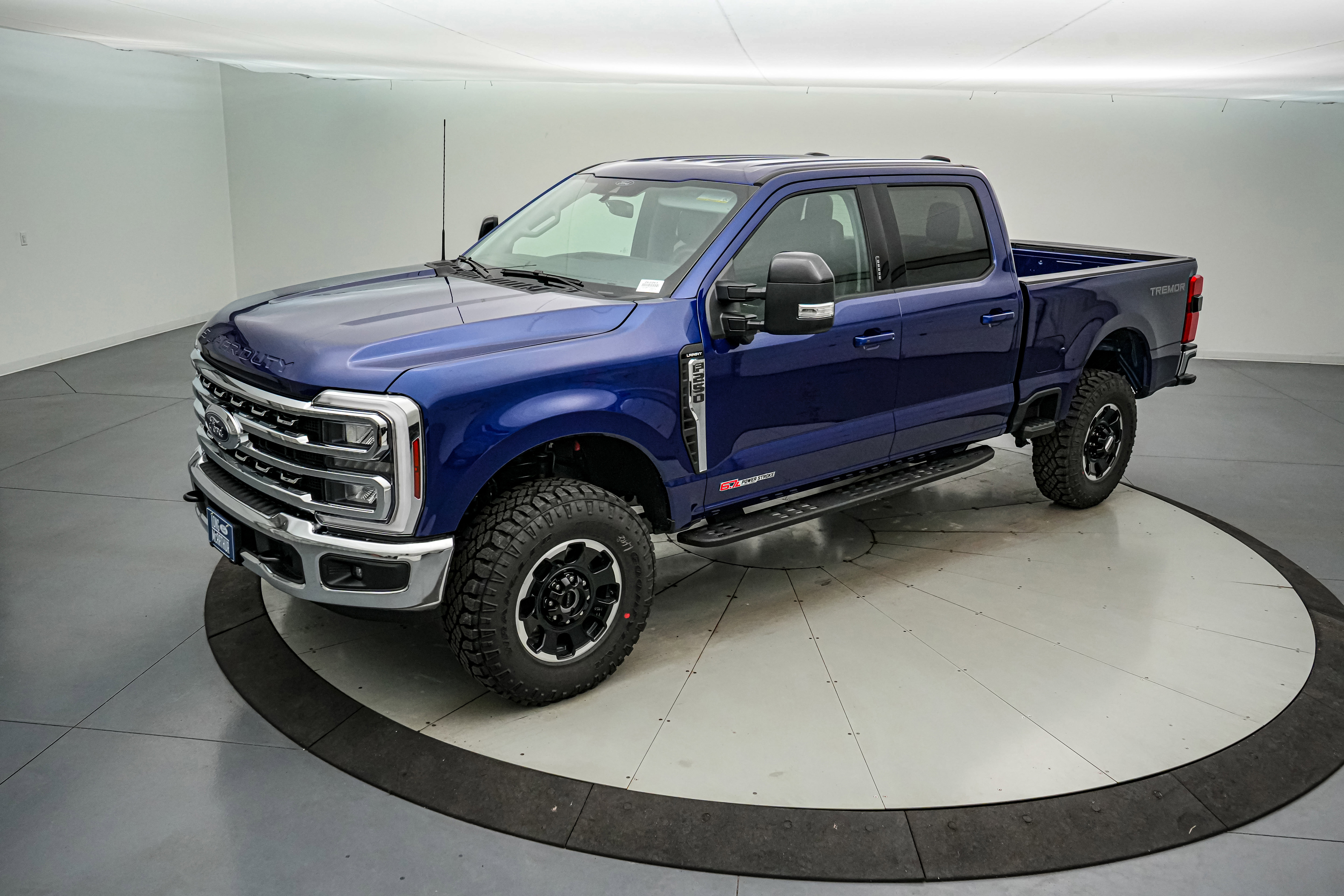 New 2026 Ford F250 Lariat w/ Tremor Off-Road Package image 9