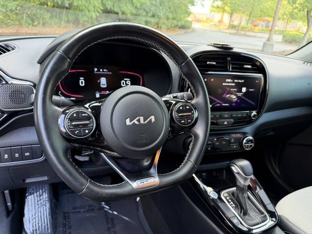 Certified 2024 Kia Soul GT-Line FWD image 13