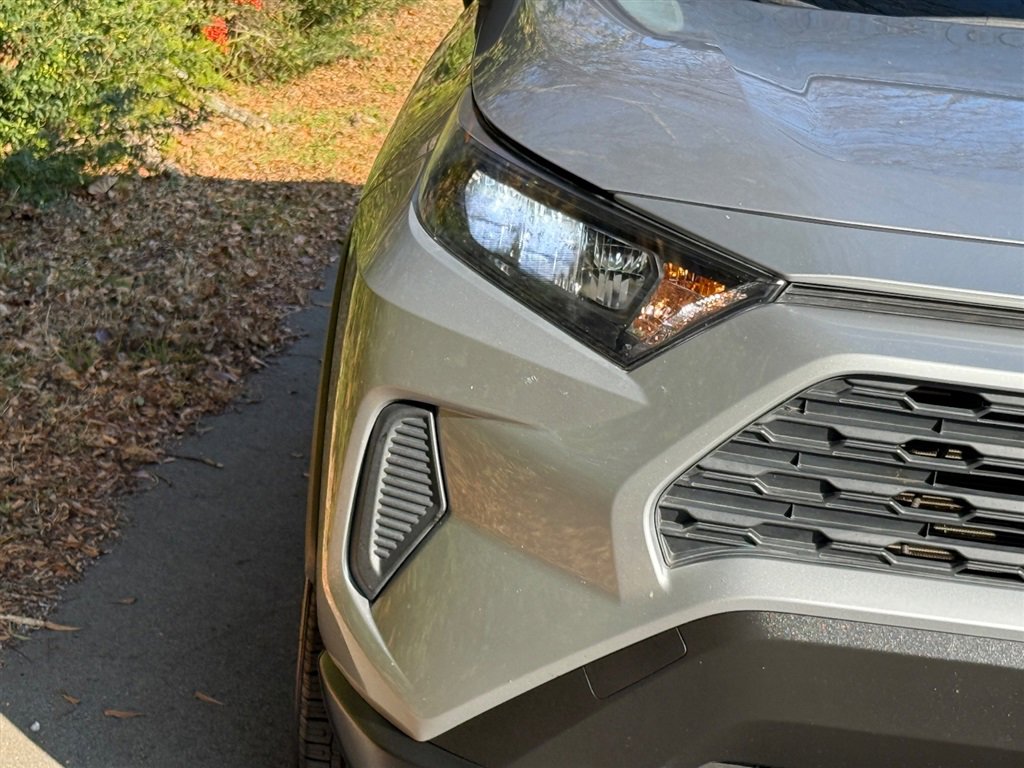 Used 2019 Toyota RAV4 LE w/ All Weather Liner Package image 9