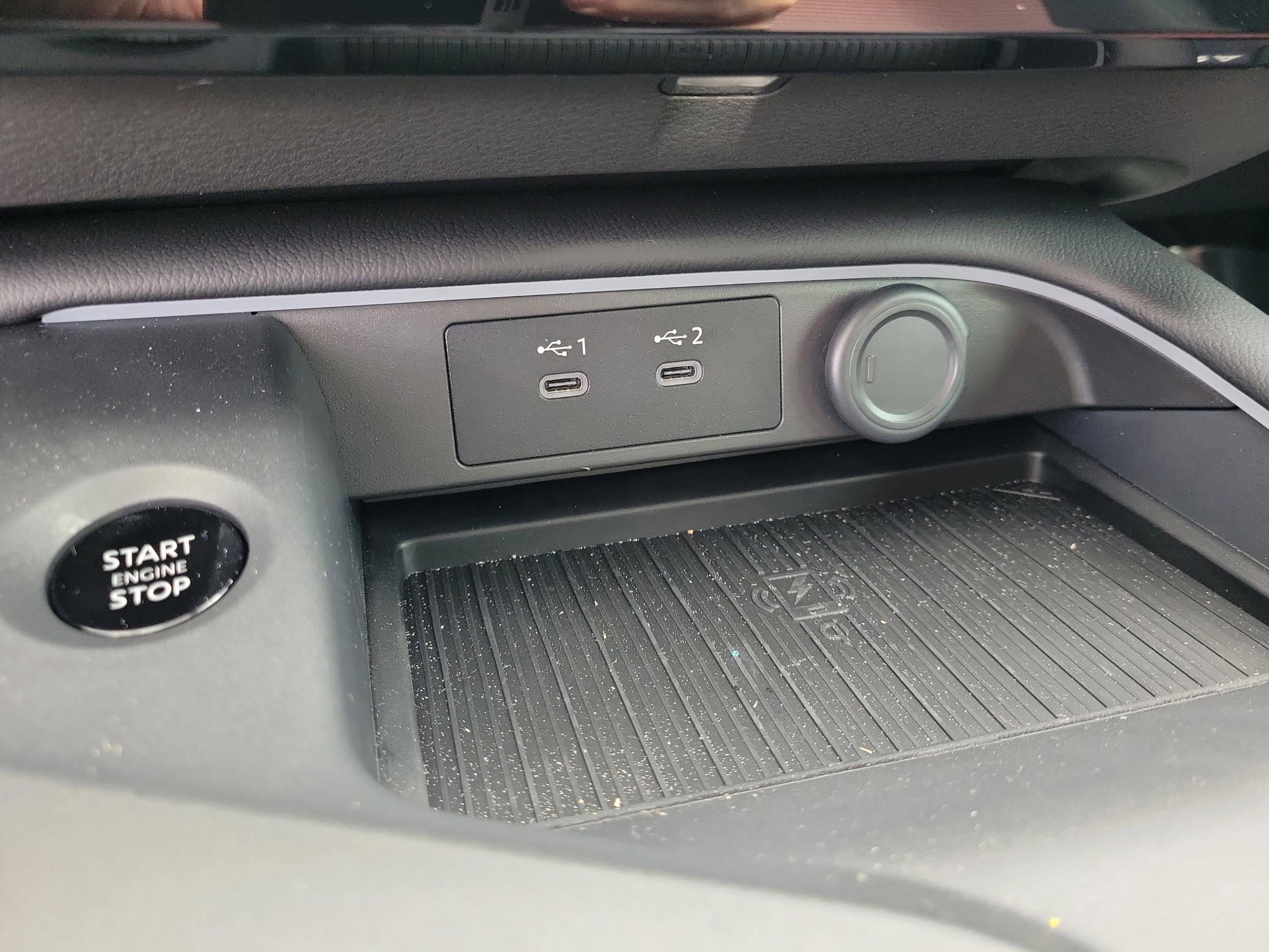 New 2026 Nissan Sentra SR w/ Floor Mat Package image 25