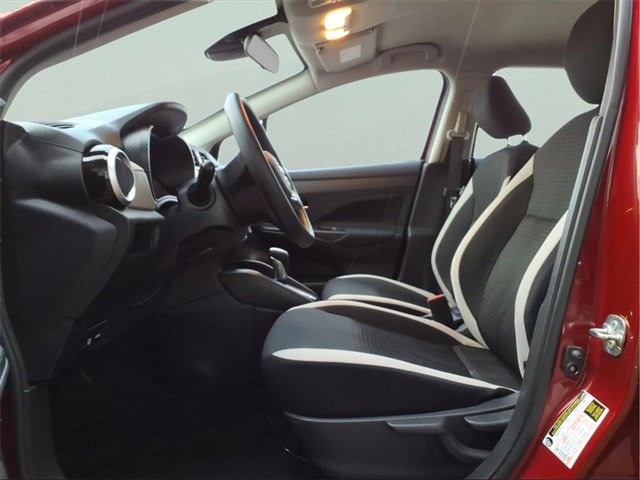 Used 2021 Nissan Versa SV image 12