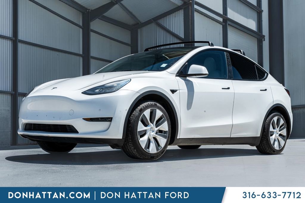 Used 2021 Tesla Model Y Long Range AWD/4WD image 1