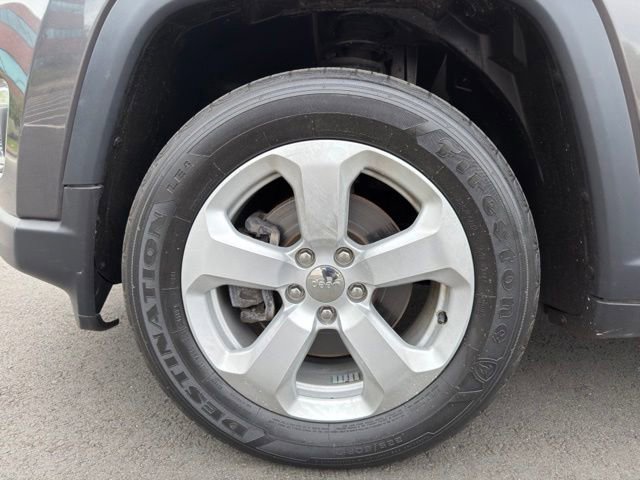 Used 2020 Jeep Compass Latitude w/ Cold Weather Group AWD/4WD image 25