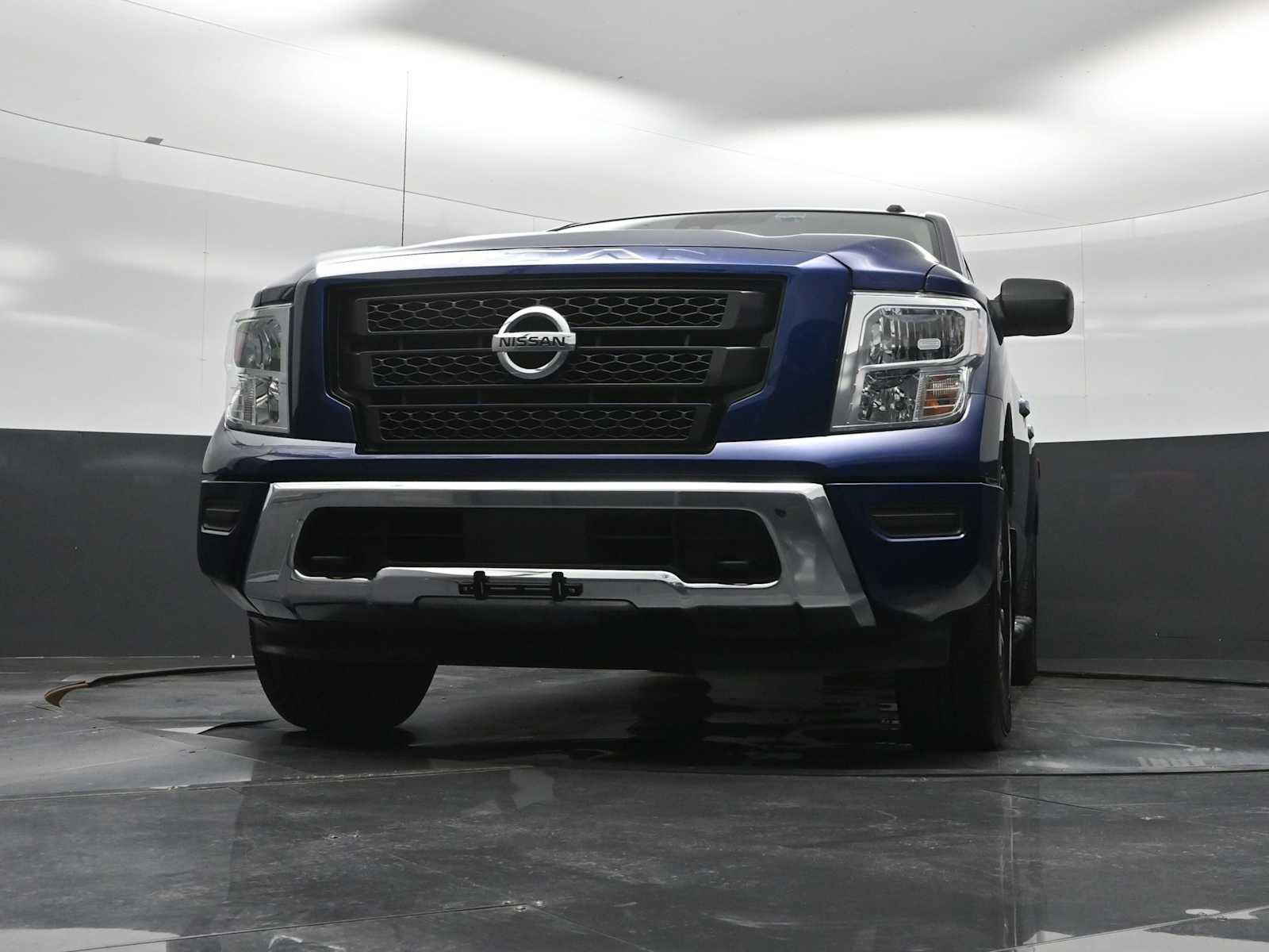 Used 2021 Nissan Titan SV w/ Accessory Utility Package AWD/4WD image 25