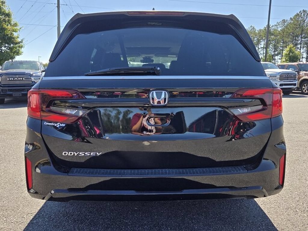Used 2025 Honda Odyssey EX-L image 9