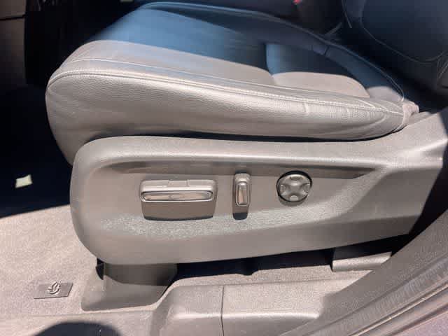 Certified 2024 Honda Odyssey Touring image 31