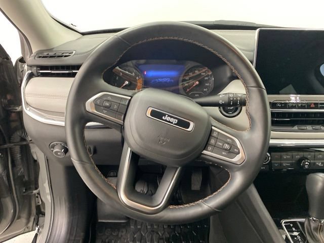 Used 2022 Jeep Compass Limited AWD/4WD image 15