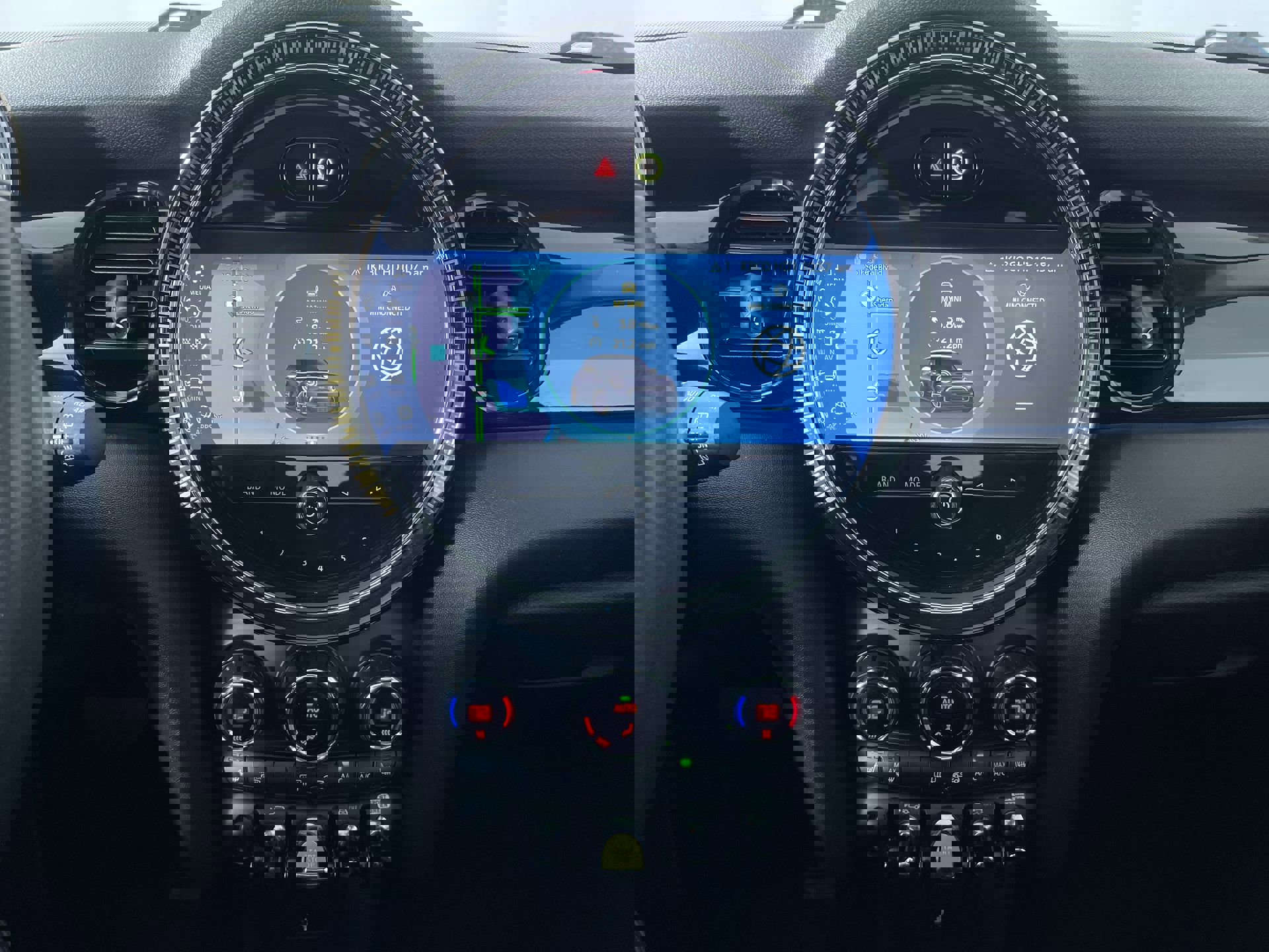 Used 2022 MINI Cooper SE image 18