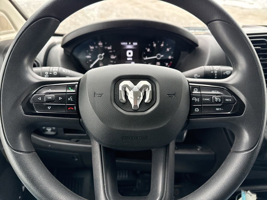 Used 2025 RAM ProMaster 2500 w/ Convenience Group image 11