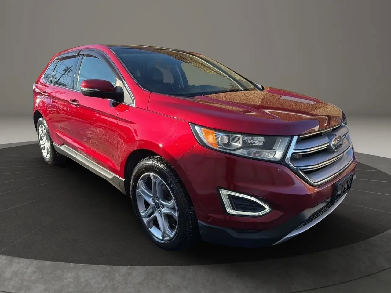 Used 2015 Ford Edge Titanium w/ Equipment Group 302A image 3