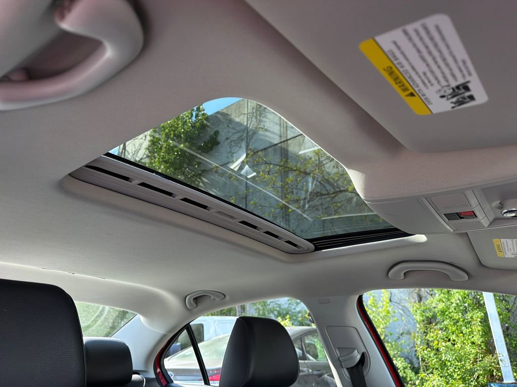 Used 2015 Volkswagen Jetta SE image 10