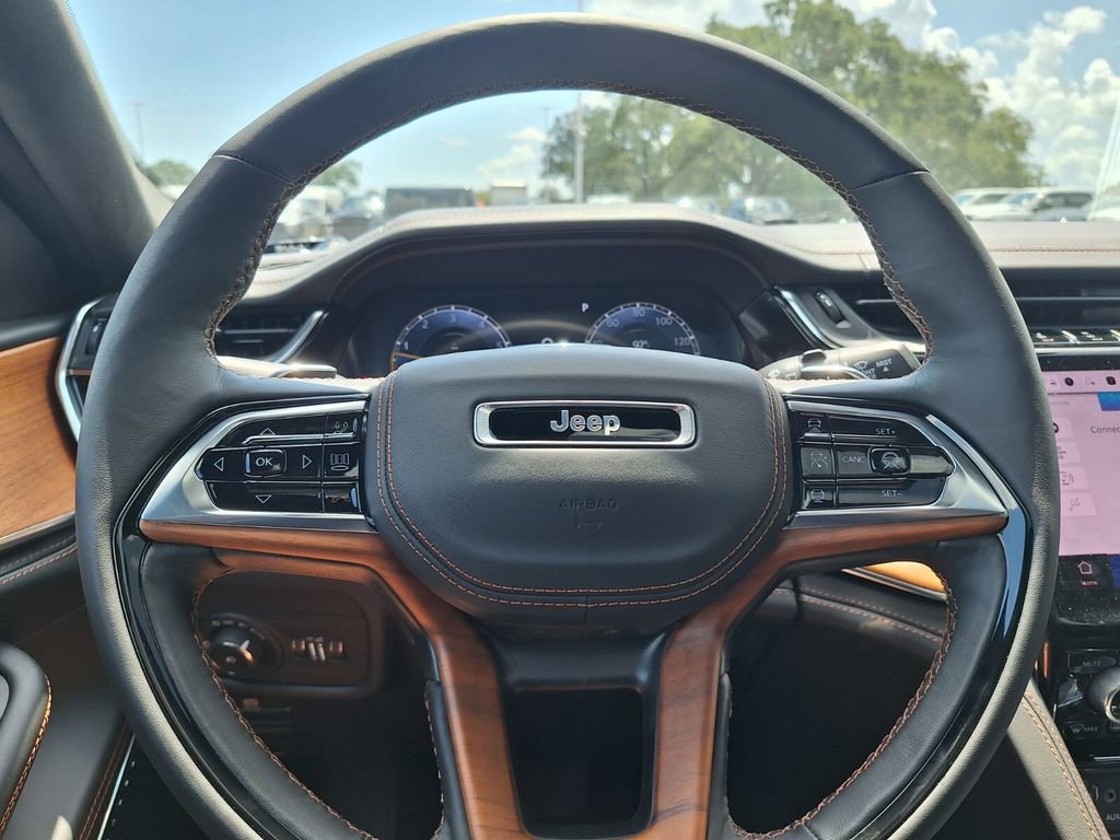 New 2025 Jeep Grand Cherokee L Summit image 24