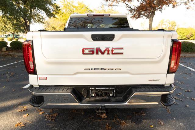 Used 2022 GMC Sierra 1500 SLT w/ SLT Convenience Package image 4