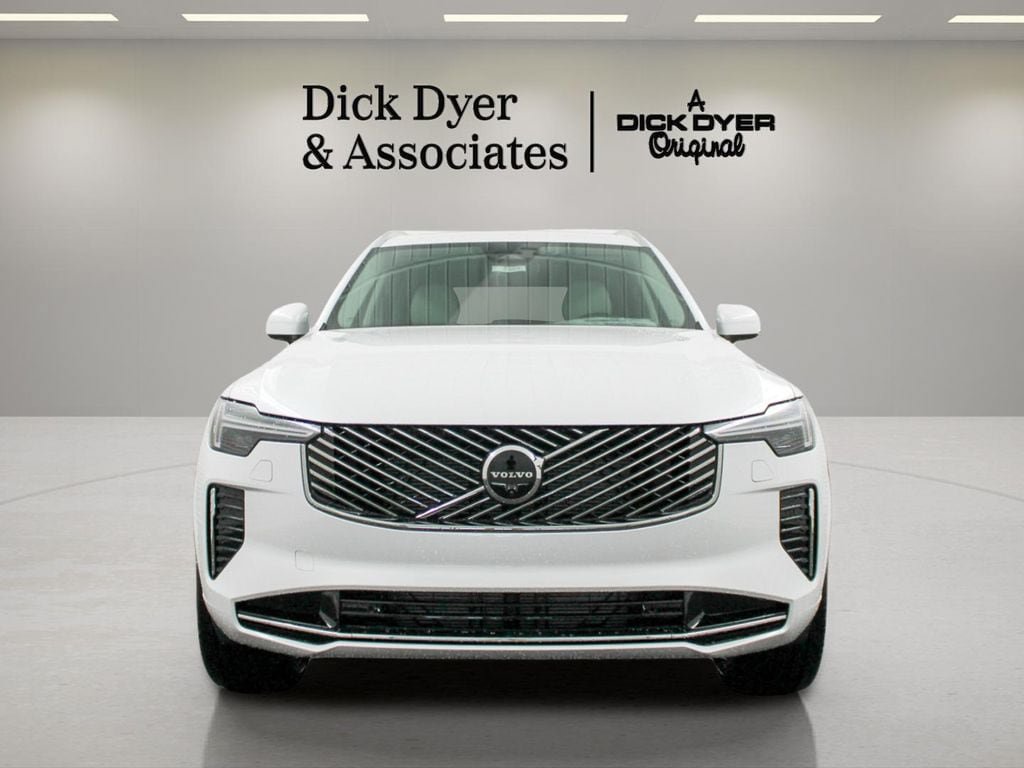 New 2026 Volvo XC90 B6 Ultra w/ Protection Package AWD/4WD image 9