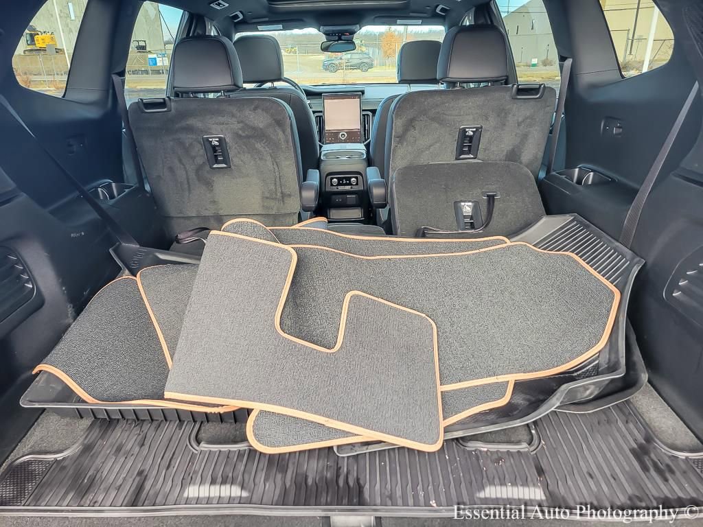 Used 2024 GMC Acadia AT4 w/ LPO, Floor Liner Package image 21