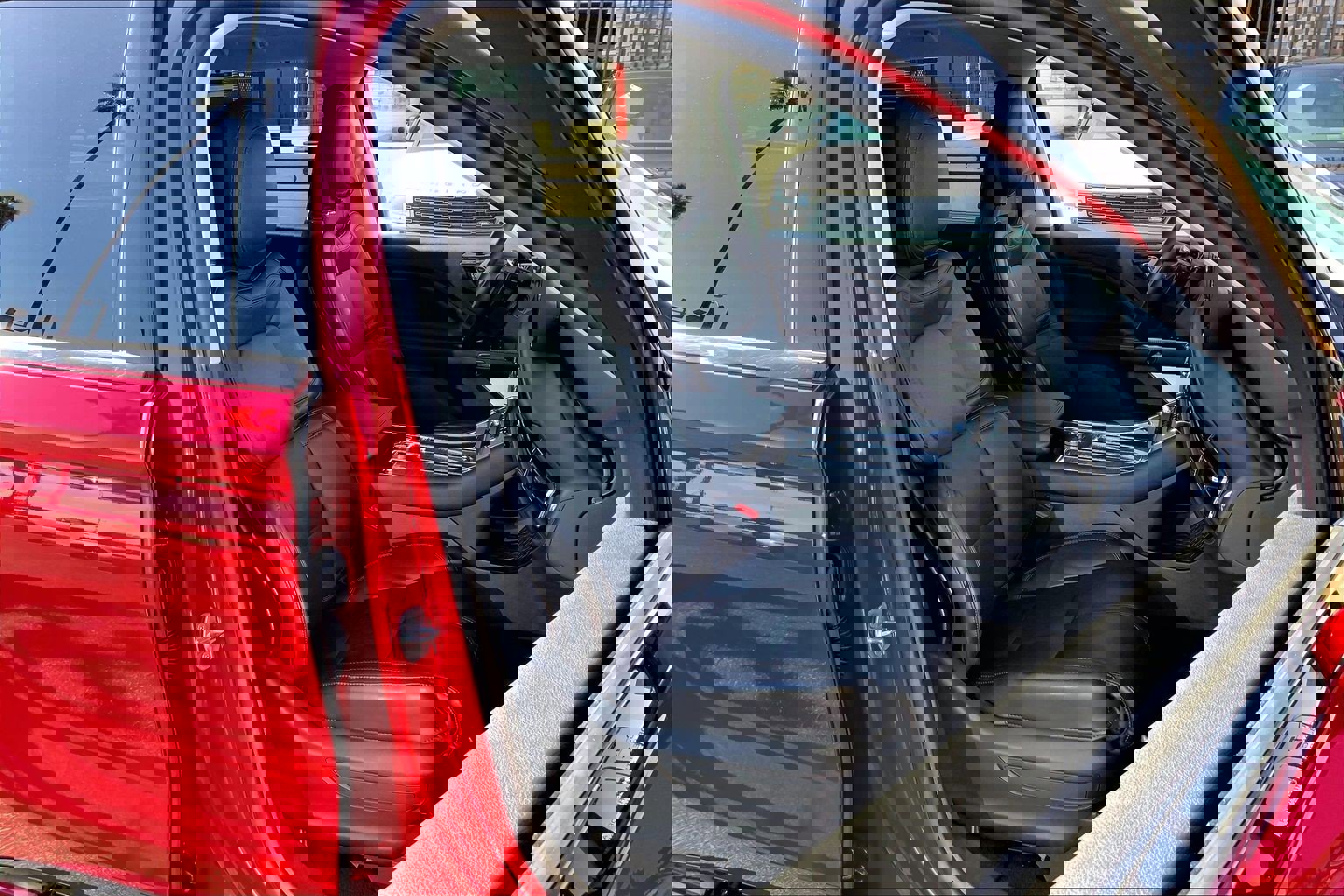 Used 2025 Lincoln Aviator Reserve w/ Equipment Group 201A image 7