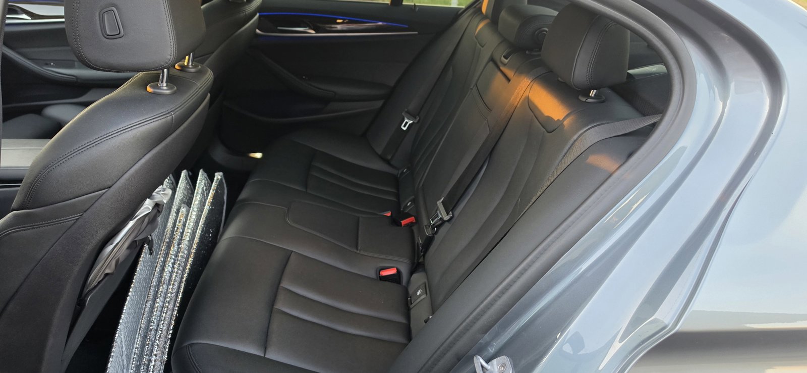 Used 2020 BMW 530e w/ Convenience Package RWD image 7