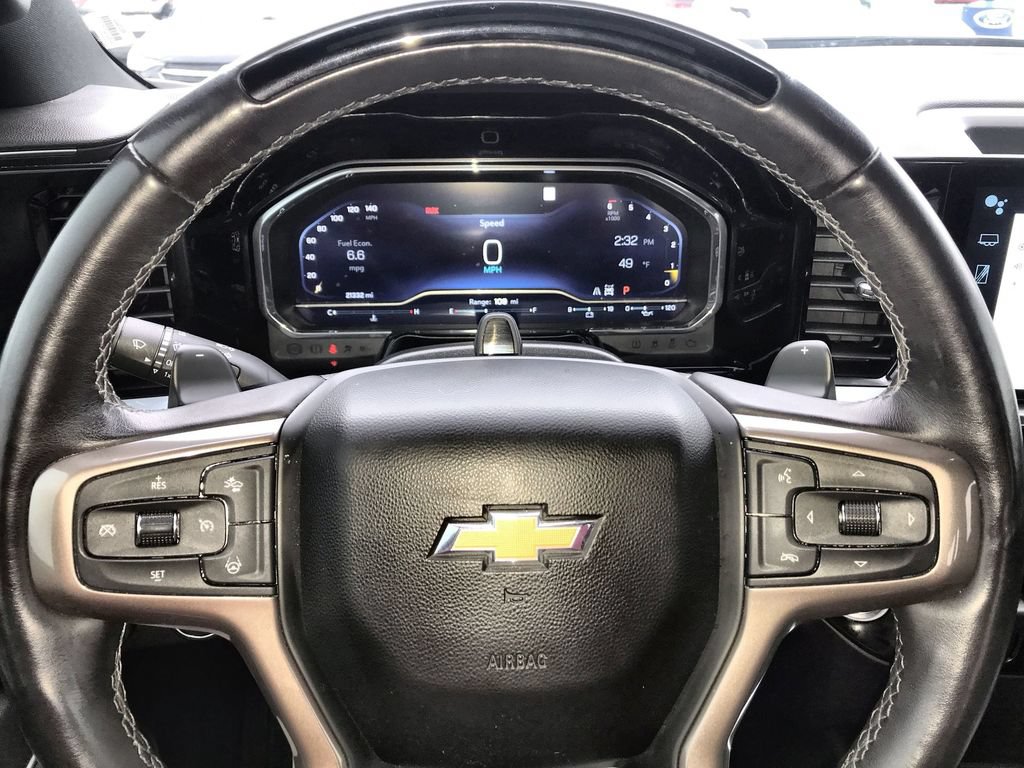 Used 2023 Chevrolet Silverado 1500 High Country AWD/4WD image 14