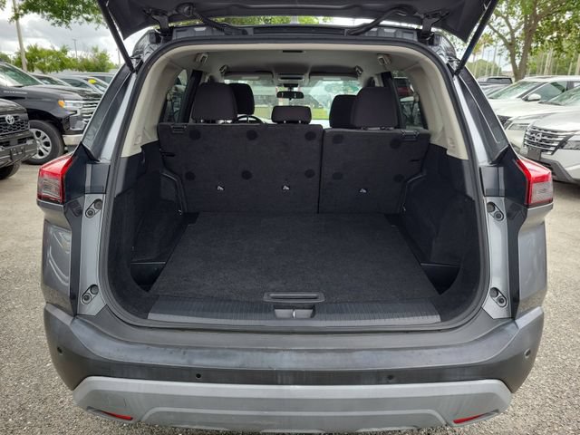 Used 2021 Nissan Rogue SV FWD image 11