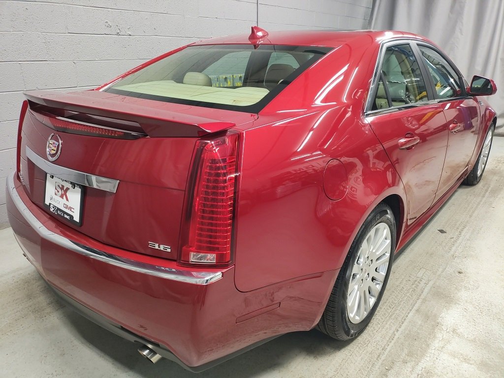 Used 2010 Cadillac CTS Performance image 2