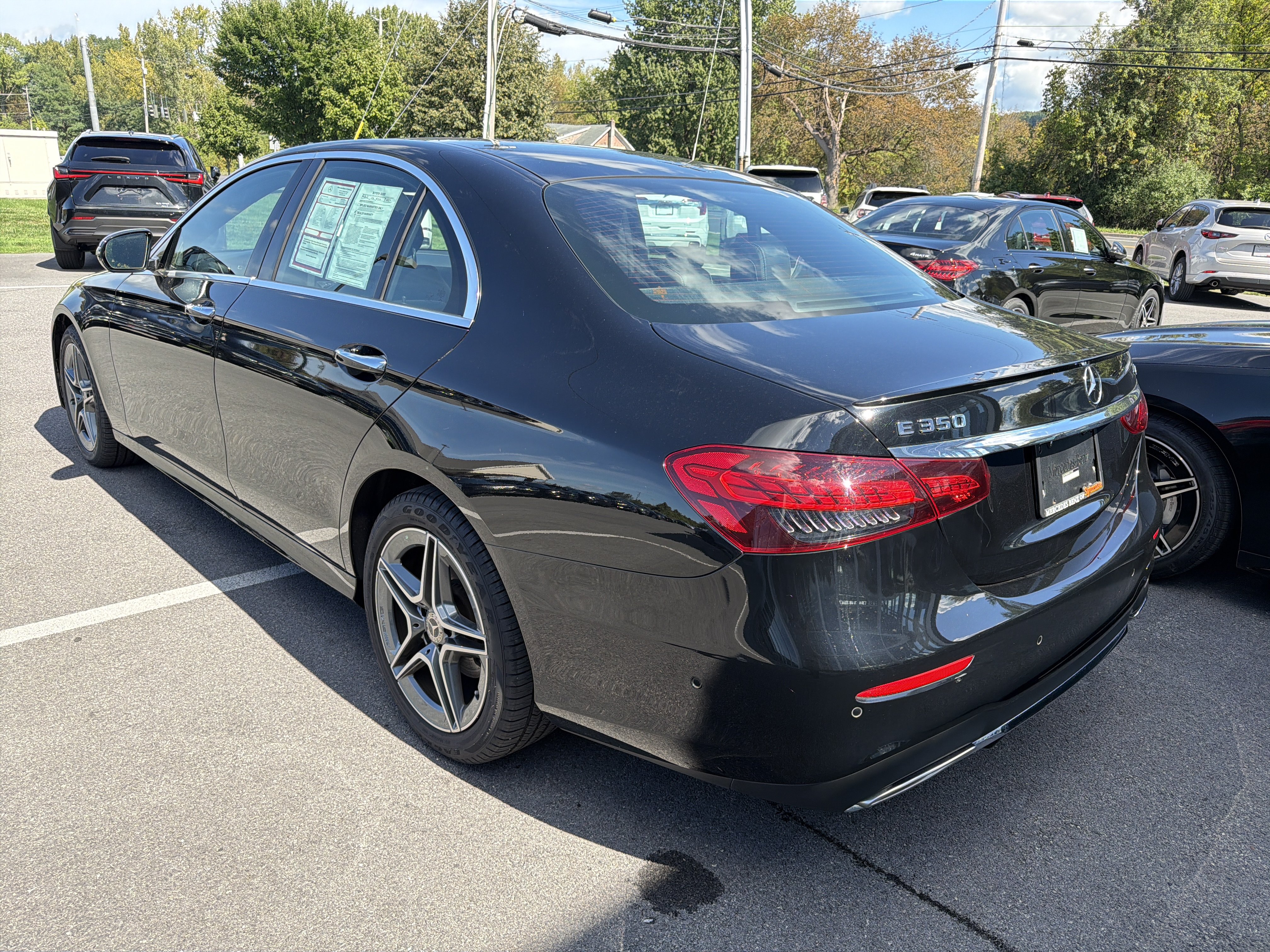 Used 2023 Mercedes-Benz E 350 4MATIC Sedan image 5