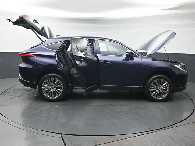 Certified 2024 Toyota Venza XLE AWD/4WD image 54