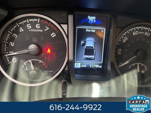 Used 2021 Toyota Tacoma TRD Off-Road w/ Technology Package AWD/4WD image 2