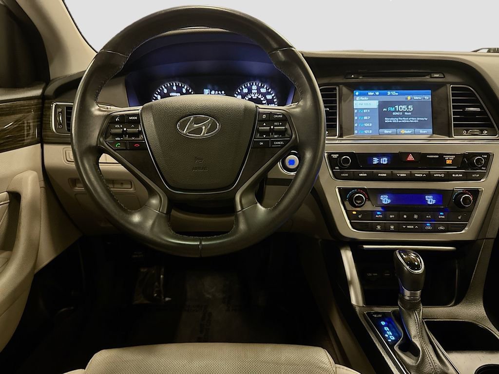 Used 2017 Hyundai Sonata Limited image 27