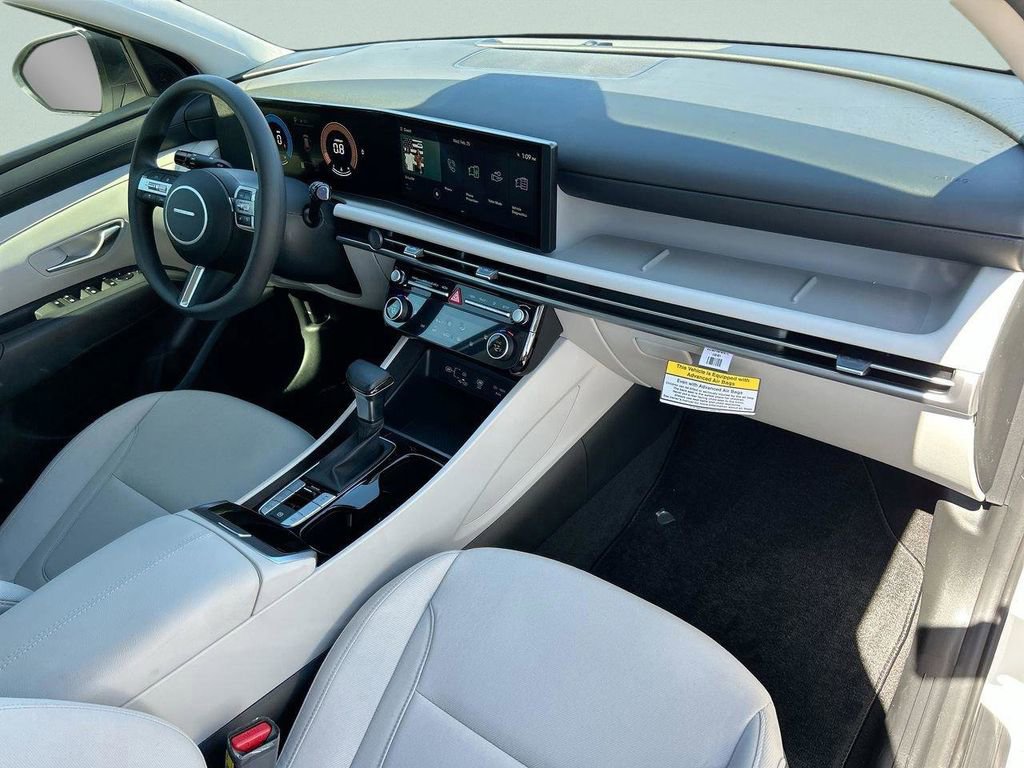 New 2026 Hyundai Tucson SEL image 17