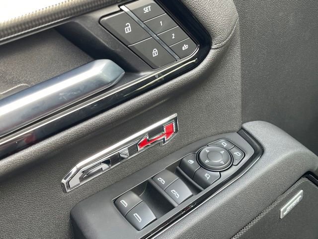 Used 2025 GMC Sierra 1500 AT4 w/ AT4 Premium Package image 19