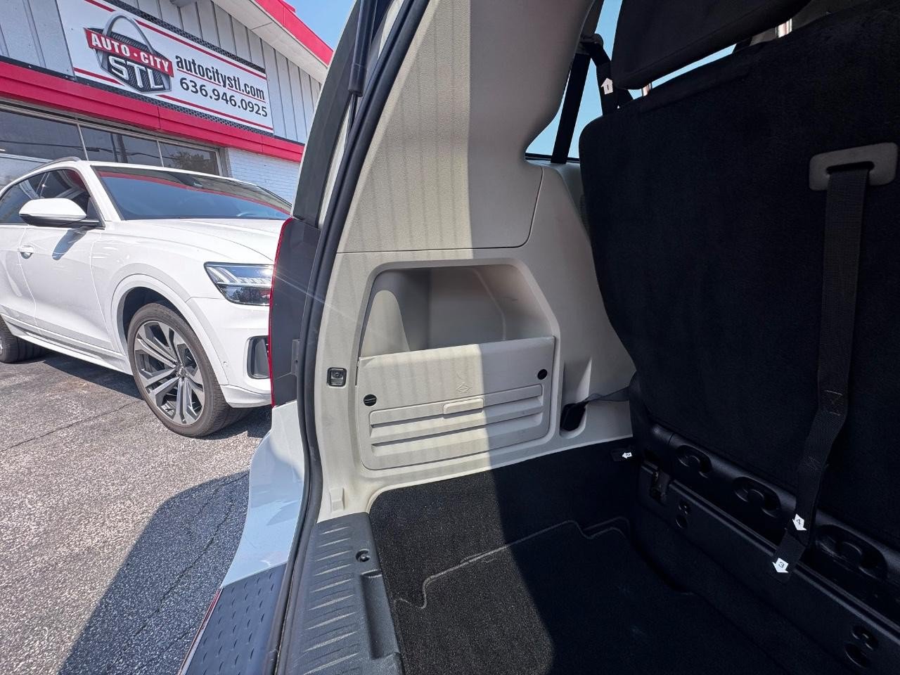 Used 2015 Dodge Grand Caravan SE w/ Quick Order Package 29E SE FWD image 16