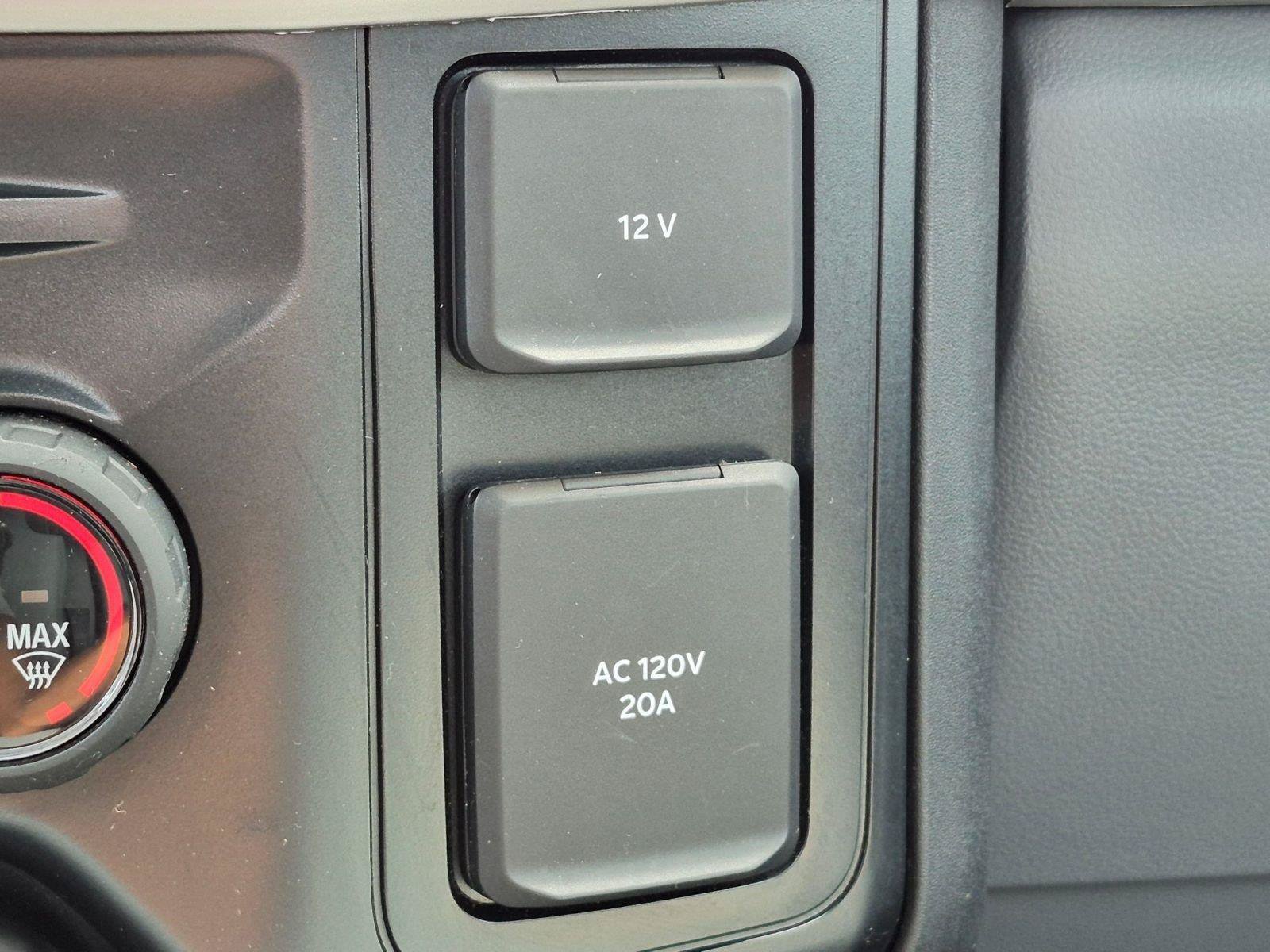Used 2025 Ford F250 XL AWD/4WD image 28