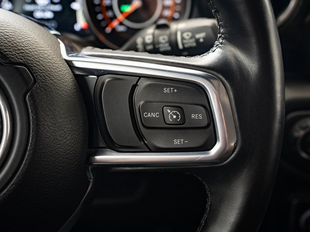 Used 2020 Jeep Wrangler Unlimited Sahara image 26