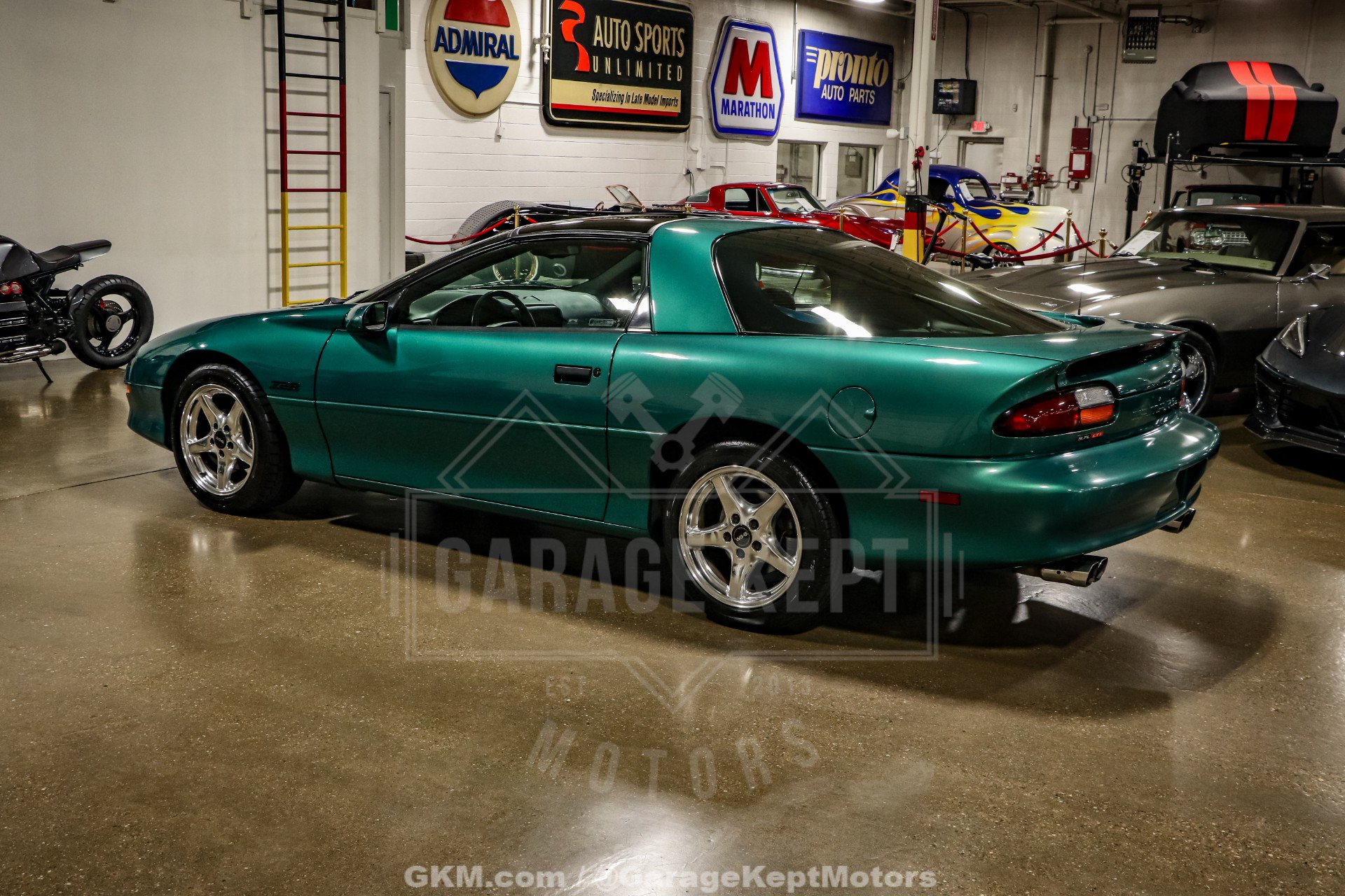Used 1997 Chevrolet Camaro Z28 w/ Preferred Equipment Group 2 RWD image 6