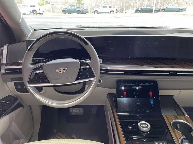 Used 2025 Cadillac Escalade Sport Platinum image 17
