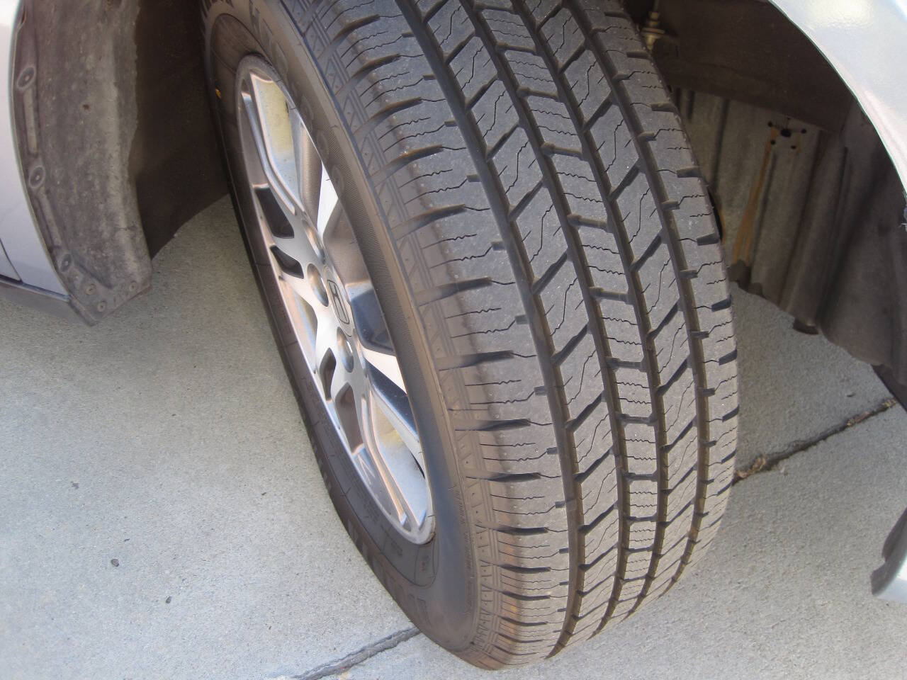 Used 2012 Honda Odyssey EX image 11