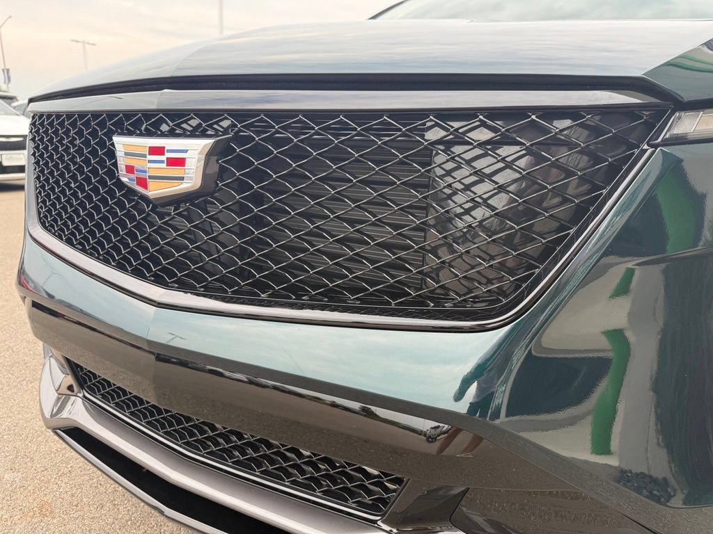 Used 2024 Cadillac XT4 Sport AWD/4WD image 10