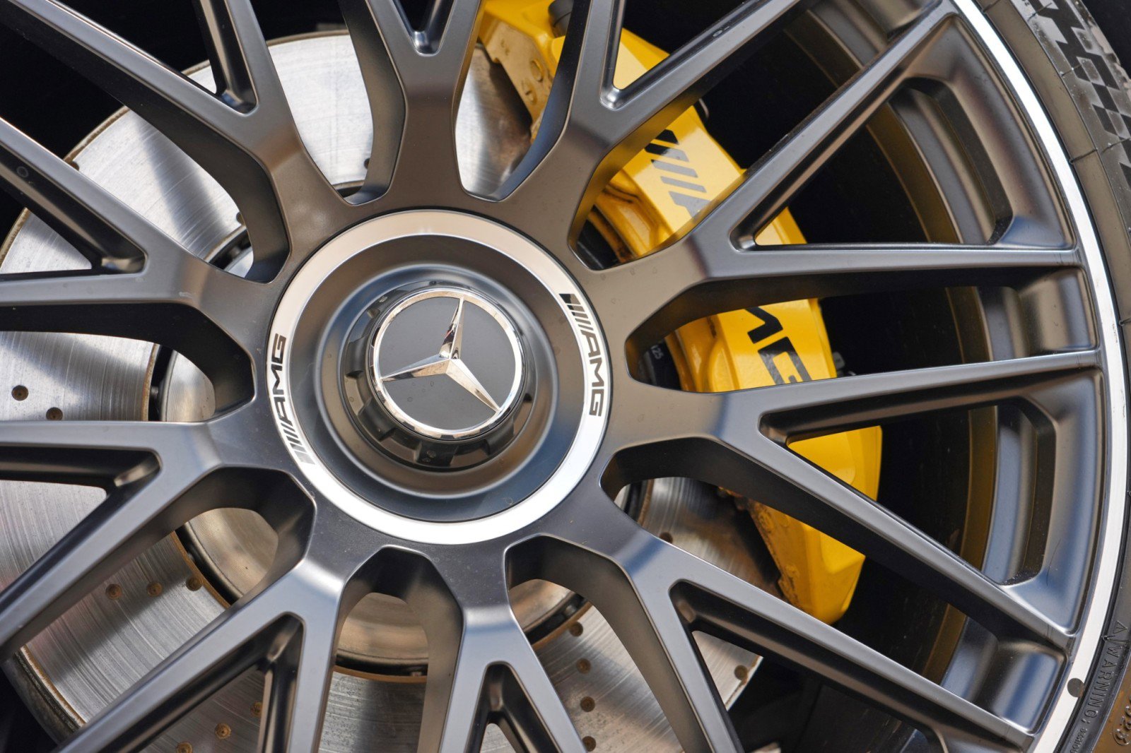 Used 2024 Mercedes-Benz AMG GT 63 image 60