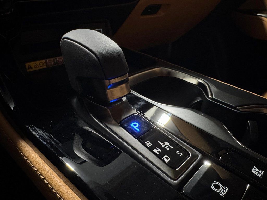 New 2026 Lexus NX 350h AWD image 25