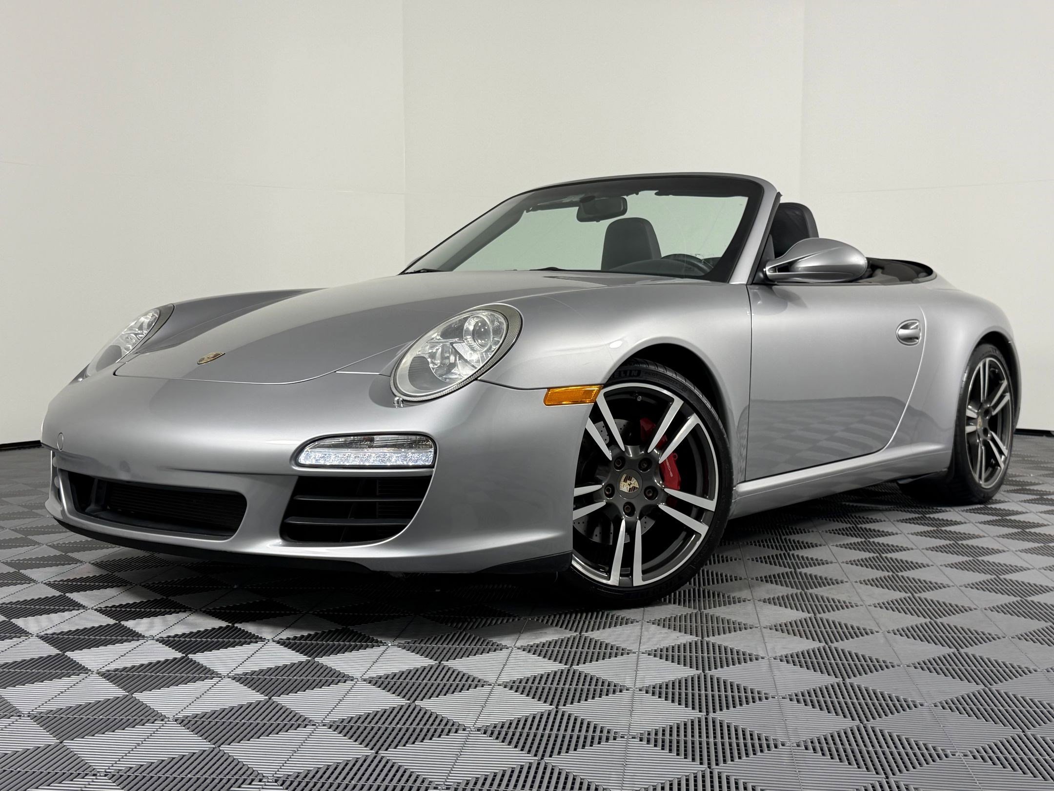 Used 2011 Porsche 911 Carrera S image 1